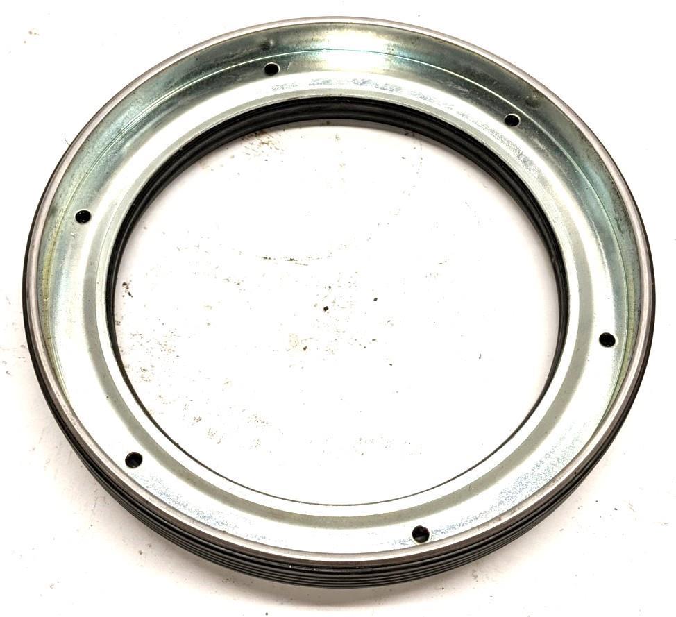 Oil Seal Forward Rear Seal Rear Driving Axle Hub M915 HET LET